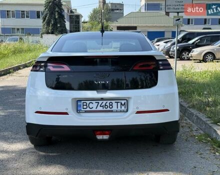 Белый Шевроле Вольт, объемом двигателя 1.4 л и пробегом 165 тыс. км за 8800 $, фото 5 на Automoto.ua