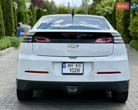 Білий Шевроле Вольт, об'ємом двигуна 1.4 л та пробігом 150 тис. км за 9000 $, фото 10 на Automoto.ua