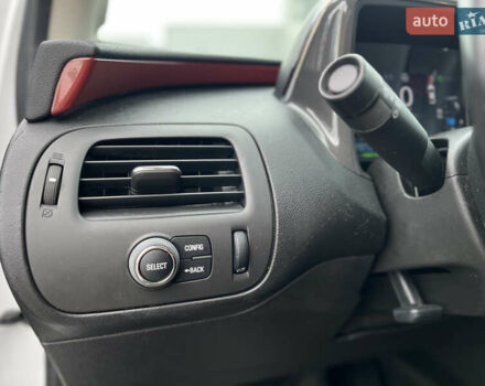 Білий Шевроле Вольт, об'ємом двигуна 1.4 л та пробігом 170 тис. км за 10650 $, фото 26 на Automoto.ua