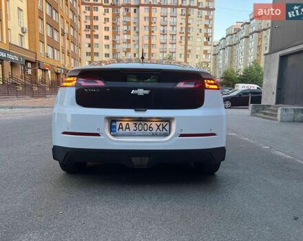 Белый Шевроле Вольт, объемом двигателя 1.4 л и пробегом 167 тыс. км за 8200 $, фото 10 на Automoto.ua