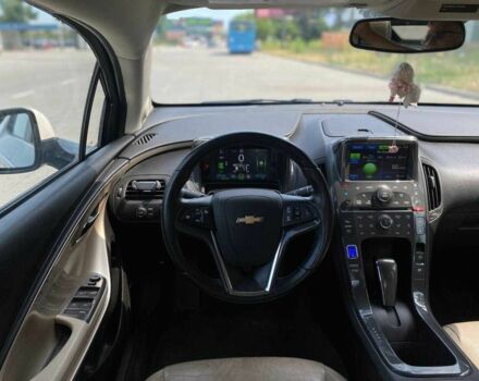 Белый Шевроле Вольт, объемом двигателя 1.4 л и пробегом 181 тыс. км за 9790 $, фото 15 на Automoto.ua