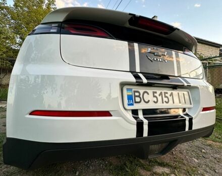 Белый Шевроле Вольт, объемом двигателя 1.4 л и пробегом 160 тыс. км за 9000 $, фото 5 на Automoto.ua