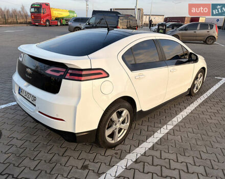 Білий Шевроле Вольт, об'ємом двигуна 1.4 л та пробігом 252 тис. км за 8499 $, фото 3 на Automoto.ua