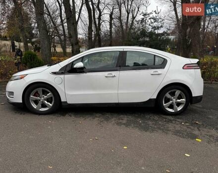Белый Шевроле Вольт, объемом двигателя 1.4 л и пробегом 171 тыс. км за 10690 $, фото 10 на Automoto.ua