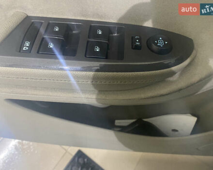 Білий Шевроле Вольт, об'ємом двигуна 1.4 л та пробігом 225 тис. км за 11999 $, фото 40 на Automoto.ua