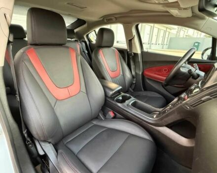 Белый Шевроле Вольт, объемом двигателя 1.4 л и пробегом 84 тыс. км за 4900 $, фото 15 на Automoto.ua