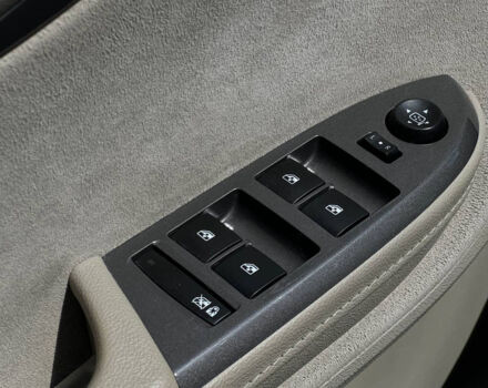 Шевроле Вольт 2013 в Ивано-Франковске на Automoto.ua Белый Шевроле Вольт, объемом двигателя 1.4 л и пробегом 157 тыс. км за 11700 $, фото 7 на Automoto.ua