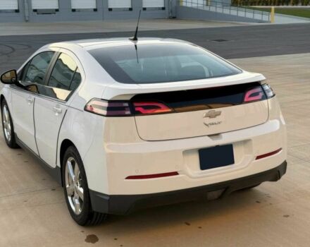 Белый Шевроле Вольт, объемом двигателя 1.4 л и пробегом 84 тыс. км за 4900 $, фото 4 на Automoto.ua