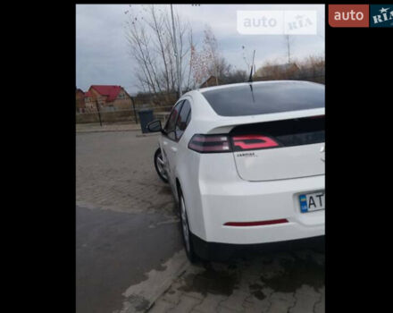 Белый Шевроле Вольт, объемом двигателя 1.4 л и пробегом 210 тыс. км за 12500 $, фото 4 на Automoto.ua