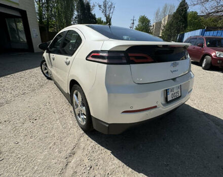 Белый Шевроле Вольт, объемом двигателя 1.4 л и пробегом 222 тыс. км за 8700 $, фото 4 на Automoto.ua