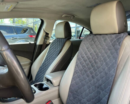 Шевроле Вольт 2013 в Ивано-Франковске на Automoto.ua Белый Шевроле Вольт, объемом двигателя 1.4 л и пробегом 157 тыс. км за 11700 $, фото 10 на Automoto.ua