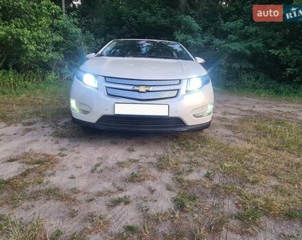 Белый Шевроле Вольт, объемом двигателя 1.4 л и пробегом 139 тыс. км за 11300 $, фото 17 на Automoto.ua