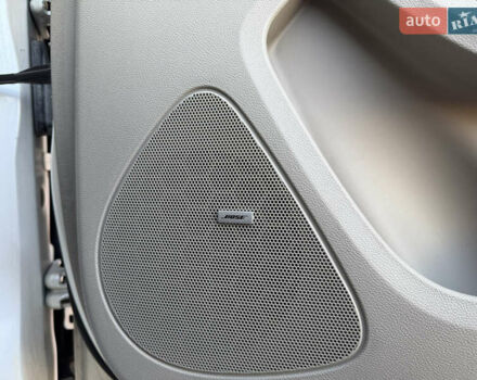 Білий Шевроле Вольт, об'ємом двигуна 1.4 л та пробігом 103 тис. км за 12300 $, фото 6 на Automoto.ua