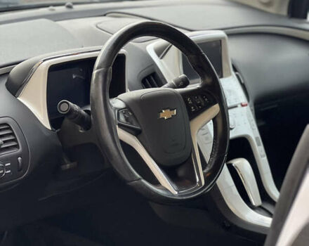 Белый Шевроле Вольт, объемом двигателя 1.4 л и пробегом 282 тыс. км за 9400 $, фото 11 на Automoto.ua