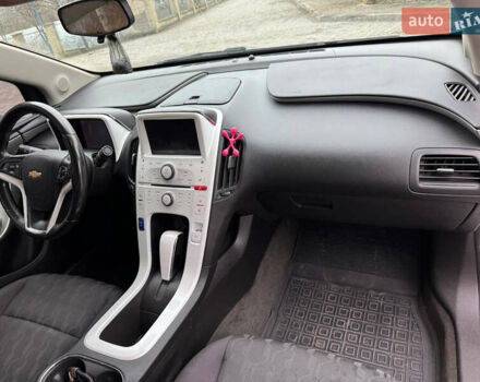 Белый Шевроле Вольт, объемом двигателя 1.4 л и пробегом 223 тыс. км за 7800 $, фото 12 на Automoto.ua