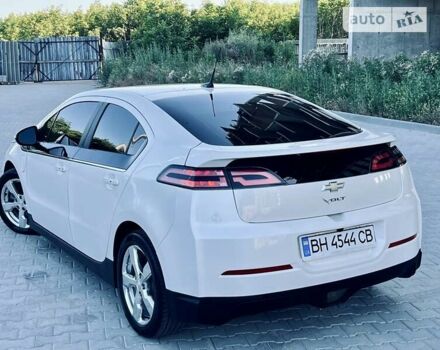 Белый Шевроле Вольт, объемом двигателя 1.4 л и пробегом 161 тыс. км за 8800 $, фото 26 на Automoto.ua