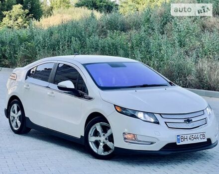 Белый Шевроле Вольт, объемом двигателя 1.4 л и пробегом 161 тыс. км за 8800 $, фото 25 на Automoto.ua