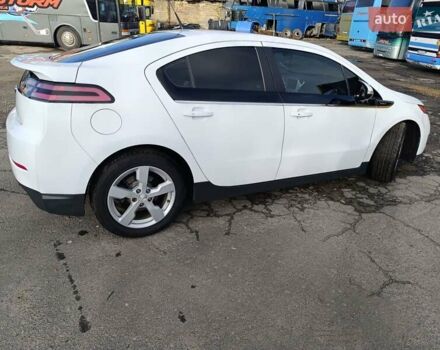 Белый Шевроле Вольт, объемом двигателя 1.4 л и пробегом 102 тыс. км за 10000 $, фото 4 на Automoto.ua