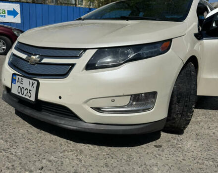 Белый Шевроле Вольт, объемом двигателя 1.4 л и пробегом 222 тыс. км за 8700 $, фото 1 на Automoto.ua