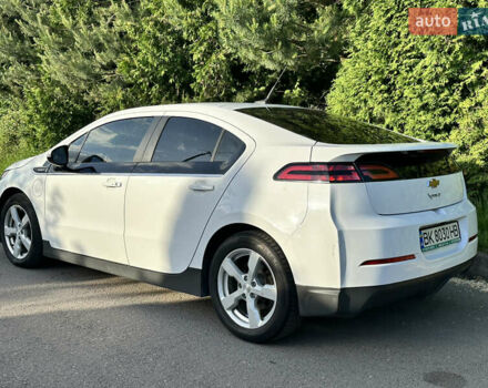 Белый Шевроле Вольт, объемом двигателя 1.4 л и пробегом 220 тыс. км за 9700 $, фото 4 на Automoto.ua