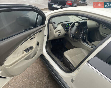 Білий Шевроле Вольт, об'ємом двигуна 1.4 л та пробігом 225 тис. км за 11999 $, фото 60 на Automoto.ua