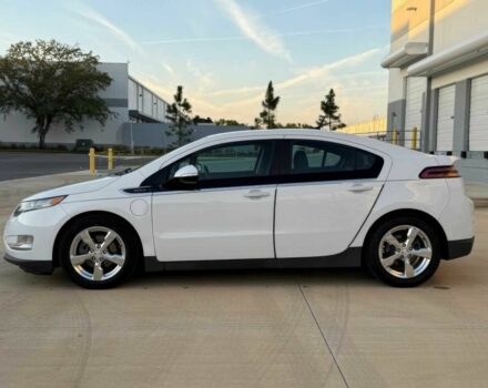 Белый Шевроле Вольт, объемом двигателя 1.4 л и пробегом 84 тыс. км за 4900 $, фото 3 на Automoto.ua