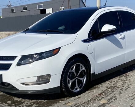 Белый Шевроле Вольт, объемом двигателя 1.4 л и пробегом 180 тыс. км за 11500 $, фото 2 на Automoto.ua