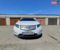 Белый Шевроле Вольт, объемом двигателя 1.4 л и пробегом 159 тыс. км за 11100 $, фото 3 на Automoto.ua