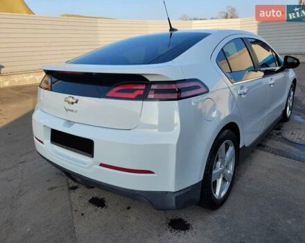 Белый Шевроле Вольт, объемом двигателя 1.4 л и пробегом 172 тыс. км за 10600 $, фото 4 на Automoto.ua