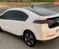 Белый Шевроле Вольт, объемом двигателя 1.4 л и пробегом 180 тыс. км за 11500 $, фото 2 на Automoto.ua