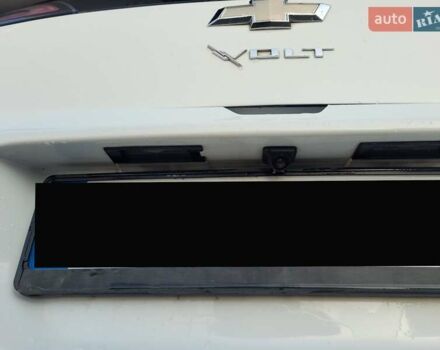 Белый Шевроле Вольт, объемом двигателя 1.4 л и пробегом 172 тыс. км за 10600 $, фото 6 на Automoto.ua