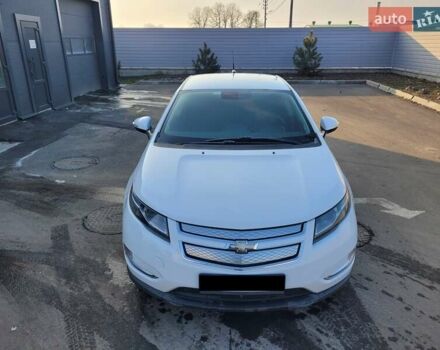 Белый Шевроле Вольт, объемом двигателя 1.4 л и пробегом 171 тыс. км за 11700 $, фото 17 на Automoto.ua