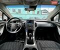 Белый Шевроле Вольт, объемом двигателя 1.4 л и пробегом 318 тыс. км за 9450 $, фото 16 на Automoto.ua