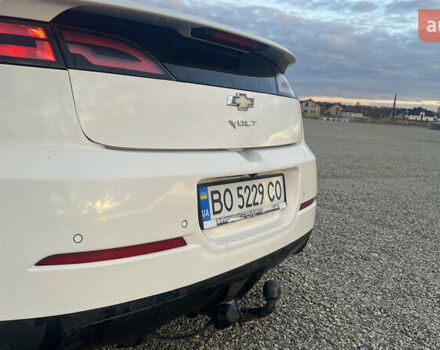 Белый Шевроле Вольт, объемом двигателя 1.4 л и пробегом 177 тыс. км за 8300 $, фото 5 на Automoto.ua