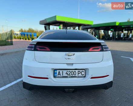 Белый Шевроле Вольт, объемом двигателя 1.4 л и пробегом 165 тыс. км за 9999 $, фото 9 на Automoto.ua