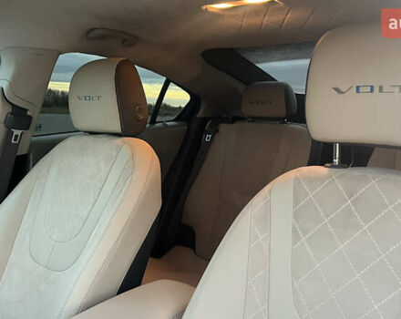 Белый Шевроле Вольт, объемом двигателя 1.4 л и пробегом 177 тыс. км за 8300 $, фото 15 на Automoto.ua