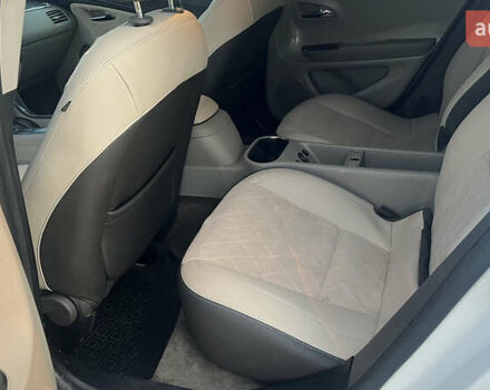 Белый Шевроле Вольт, объемом двигателя 1.4 л и пробегом 177 тыс. км за 8300 $, фото 21 на Automoto.ua