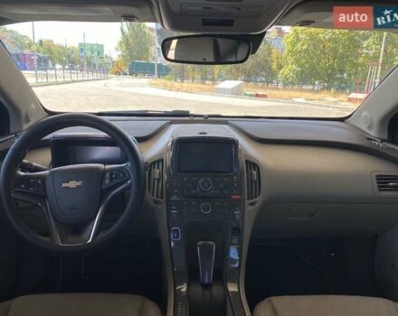 Белый Шевроле Вольт, объемом двигателя 1.4 л и пробегом 115 тыс. км за 12500 $, фото 18 на Automoto.ua
