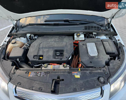 Белый Шевроле Вольт, объемом двигателя 1.4 л и пробегом 165 тыс. км за 9999 $, фото 22 на Automoto.ua