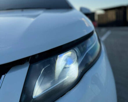 Белый Шевроле Вольт, объемом двигателя 1.4 л и пробегом 165 тыс. км за 9999 $, фото 21 на Automoto.ua