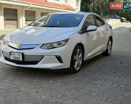 Белый Шевроле Вольт, объемом двигателя 1.49 л и пробегом 119 тыс. км за 13000 $, фото 4 на Automoto.ua