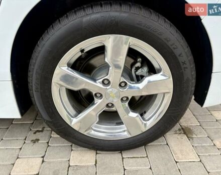 Белый Шевроле Вольт, объемом двигателя 1.4 л и пробегом 85 тыс. км за 9999 $, фото 29 на Automoto.ua