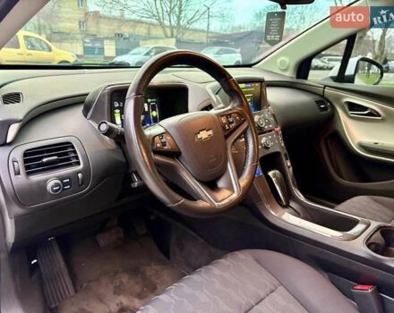 Белый Шевроле Вольт, объемом двигателя 1.4 л и пробегом 85 тыс. км за 9999 $, фото 38 на Automoto.ua