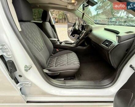 Белый Шевроле Вольт, объемом двигателя 1.4 л и пробегом 85 тыс. км за 9999 $, фото 39 на Automoto.ua