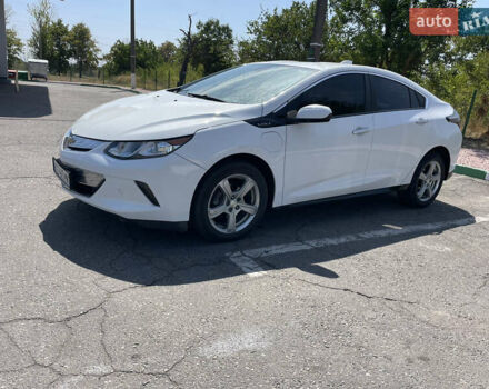 Шевроле Вольт 2015 в Каменское - Днепродзержинск на Automoto.ua Белый Шевроле Вольт, объемом двигателя 1.5 л и пробегом 177 тыс. км за 12900 $, фото 3 на Automoto.ua