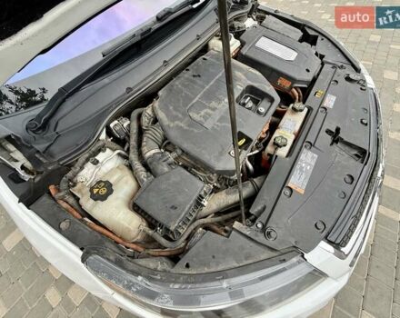 Белый Шевроле Вольт, объемом двигателя 1.4 л и пробегом 85 тыс. км за 9999 $, фото 71 на Automoto.ua