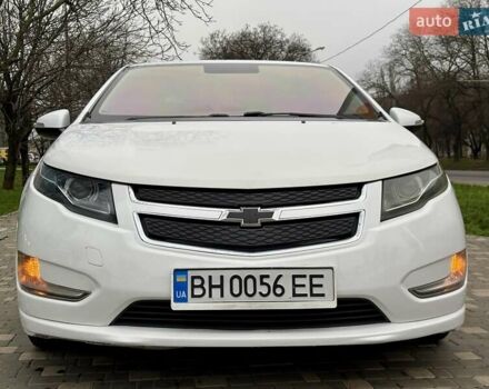 Белый Шевроле Вольт, объемом двигателя 1.4 л и пробегом 85 тыс. км за 9999 $, фото 73 на Automoto.ua