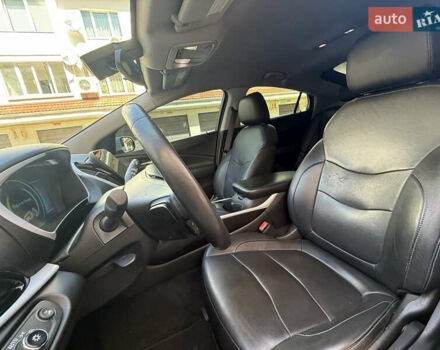 Белый Шевроле Вольт, объемом двигателя 1.49 л и пробегом 119 тыс. км за 13000 $, фото 7 на Automoto.ua