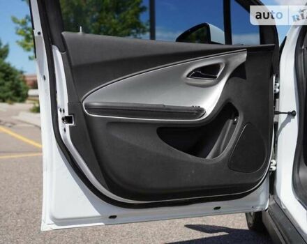 Білий Шевроле Вольт, об'ємом двигуна 0 л та пробігом 110 тис. км за 2500 $, фото 7 на Automoto.ua