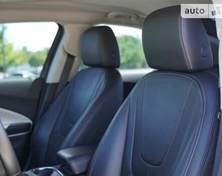 Білий Шевроле Вольт, об'ємом двигуна 0 л та пробігом 110 тис. км за 2500 $, фото 10 на Automoto.ua